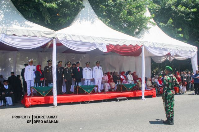 KETUA DPRD ASAHAN APRESIASI SEMANGAT PARA PESERTA PARADE DEFILE PERINGATAN HUT RI KE 80